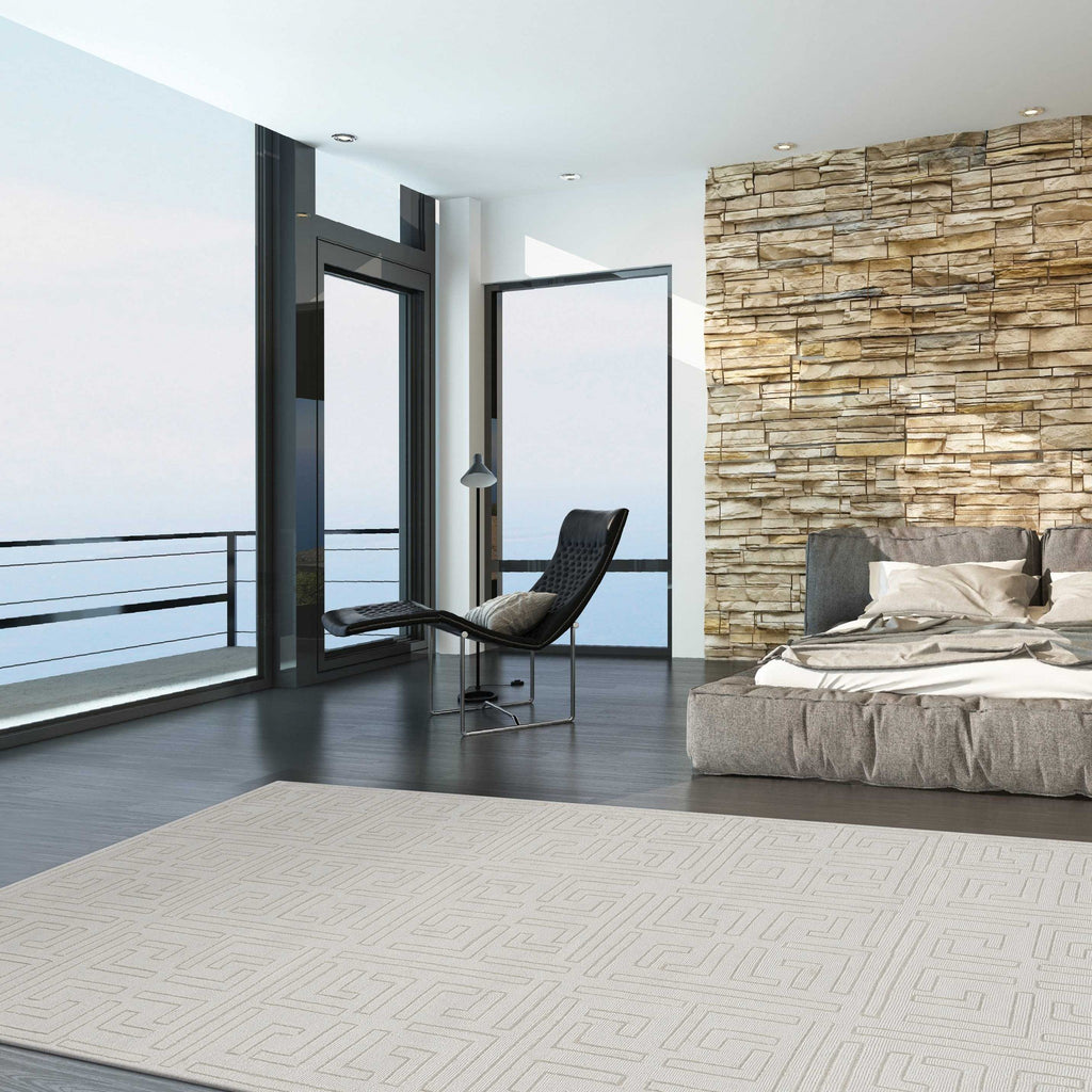 91" X 130" Beige Polypropylene Rug